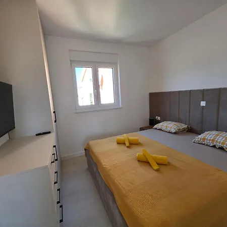 Apartement More Vir